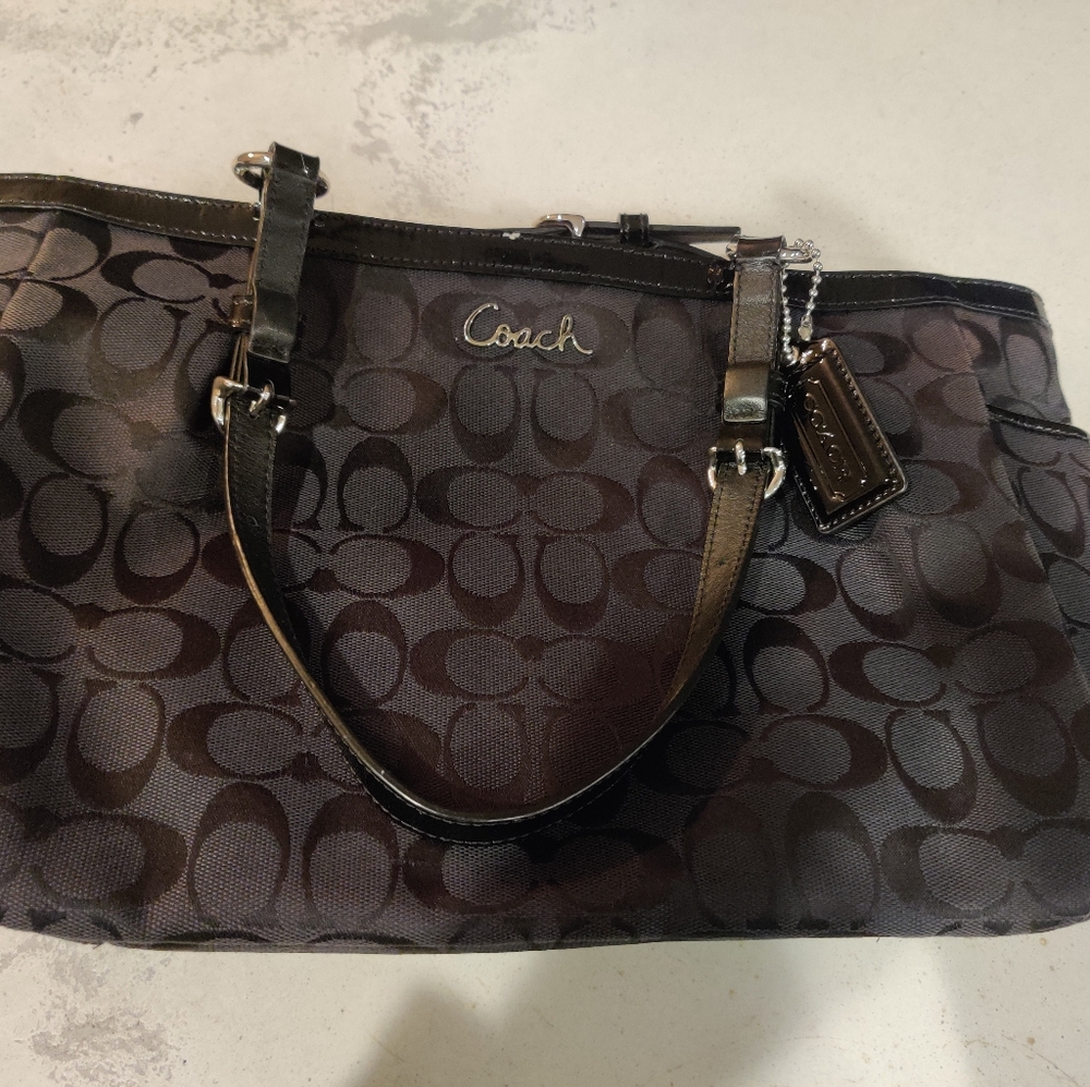 Black cloth Coach tote bag